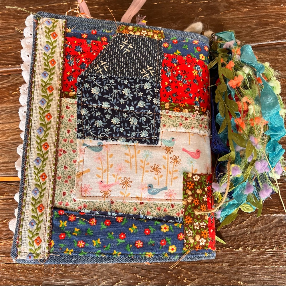 Junk Journal Vintage Cottagecore Country Granny Floral Flowers Decorated 3 Sig - Picture 2 of 16
